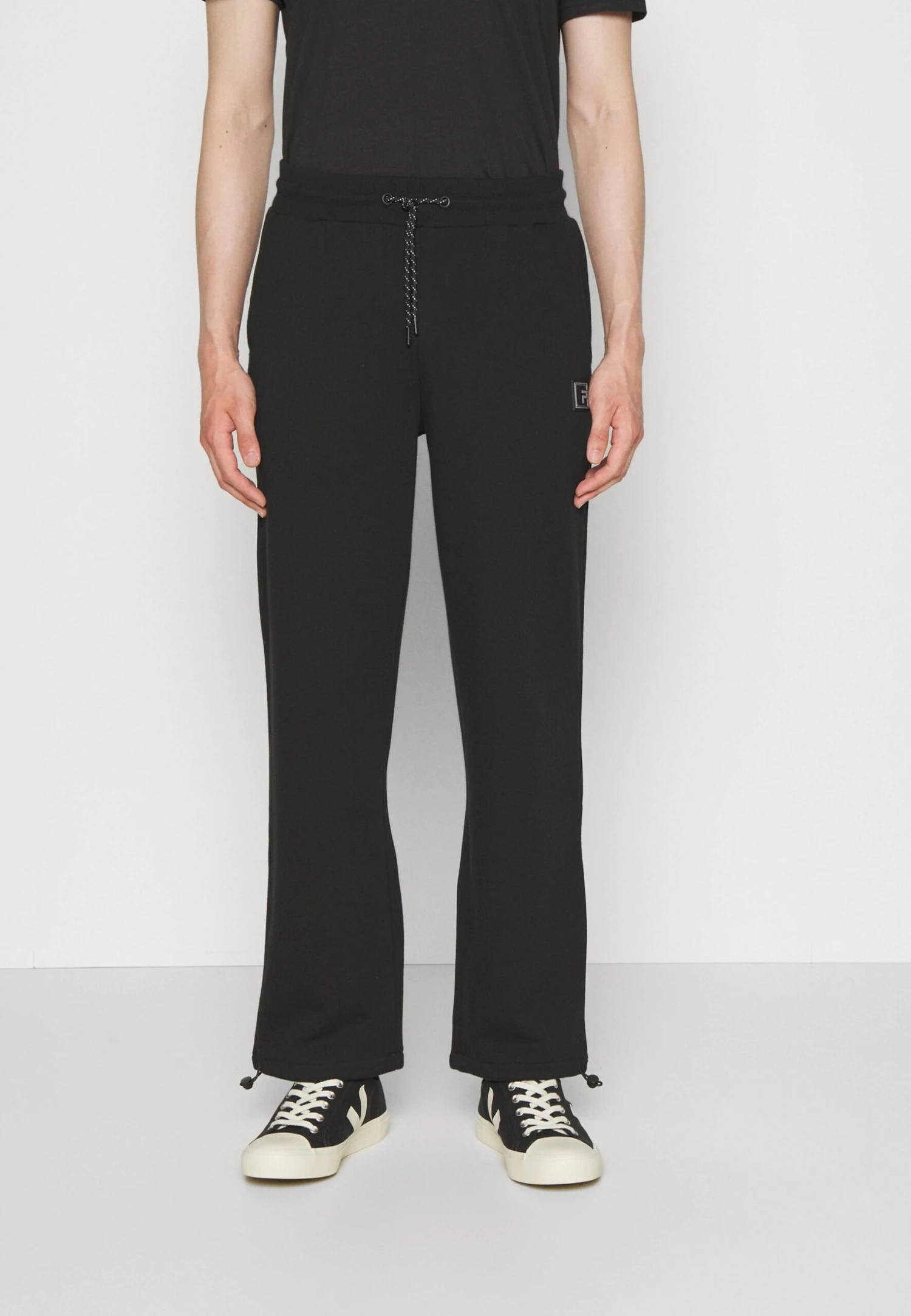 Pier One Pantaloni SportiviBlack Uomo Pantaloni Sportivi E Joggers PI922E05N-Q11 3 Pier One Pantaloni SportiviBlack Uomo Pantaloni Sportivi E Joggers PI922E05N-Q11