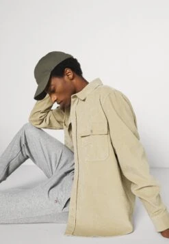 Gant OriginalPantaloni SportiviGrey Melange Uomo Pantaloni Sportivi E Joggers GA322E014-C11 -Negozio Di Abbigliamento Zalando 027714c16b774c68b11ea353aa5c94b3