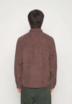 HUF CorneliusZip UnisexCamiciaEggplant Uomo Camicie H0H21004D-O11 10 HUF CorneliusZip UnisexCamiciaEggplant Uomo Camicie H0H21004D-O11 -Negozio Di Abbigliamento Zalando 033881032d5644d0bf2dbdcea954082a