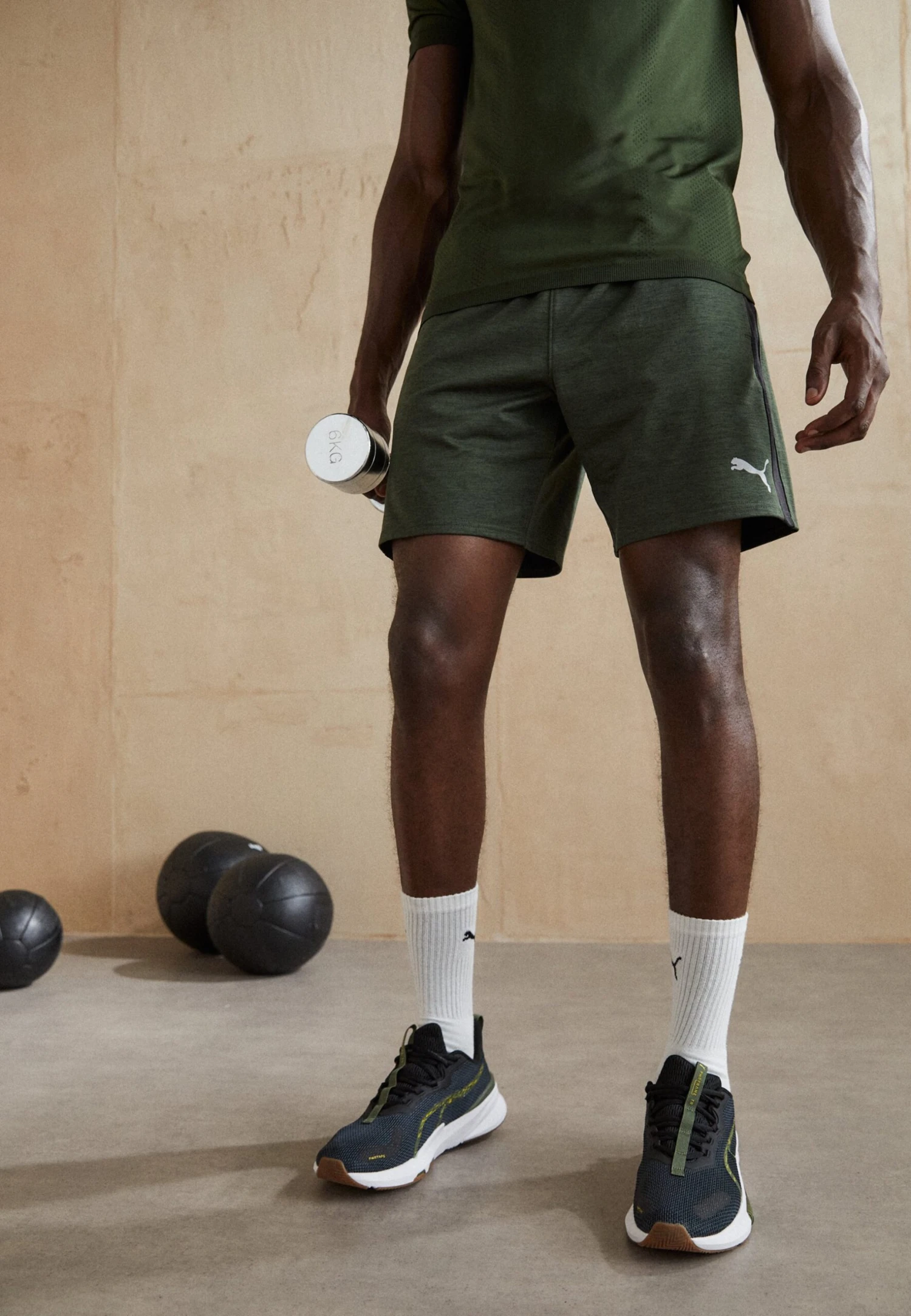 Puma Train CloudspunPantaloncini SportiviMyrtle/Black Uomo Bermuda PU142E1H1-M11 3 Puma Train CloudspunPantaloncini SportiviMyrtle/Black Uomo Bermuda PU142E1H1-M11