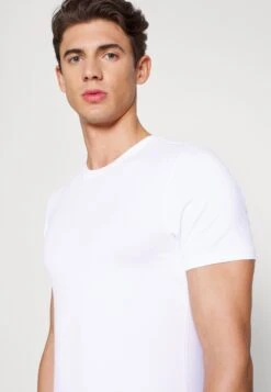 JBS All Year Gift BoxPigiamaBlack/White Uomo Per La Notte JBA82M009-Q11 11 JBS All Year Gift BoxPigiamaBlack/White Uomo Per La Notte JBA82M009-Q11 -Negozio Di Abbigliamento Zalando 09309751115a433f9579bced020dfcd8