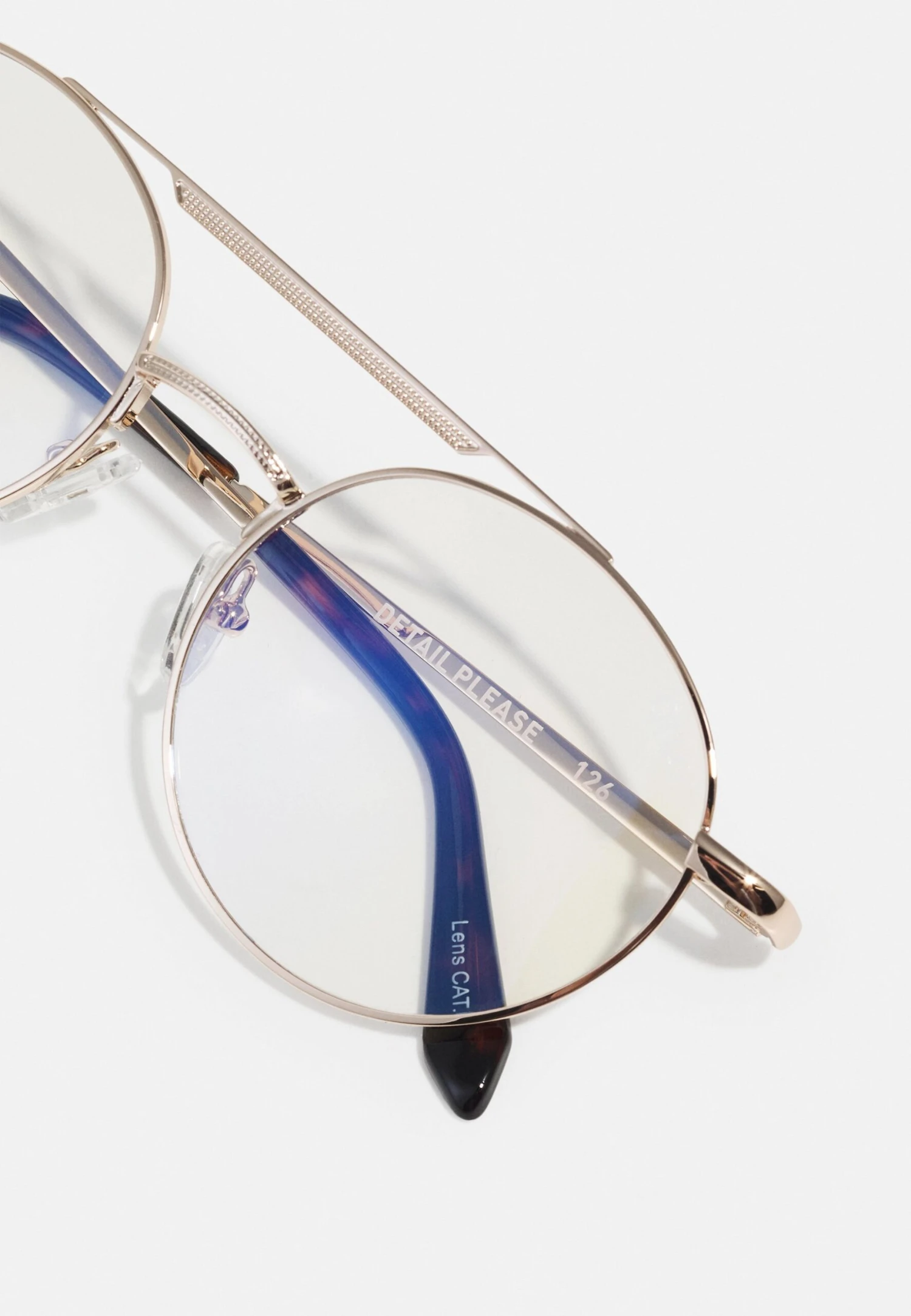 QUAY AUSTRALIA UnisexOcchiali Anti Luce BluGold-Coloured/Clear Uomo Occhiali Per Luce Blu Q0154K01X-F11 7 QUAY AUSTRALIA UnisexOcchiali Anti Luce BluGold-Coloured/Clear Uomo Occhiali Per Luce Blu Q0154K01X-F11 - immagine 5