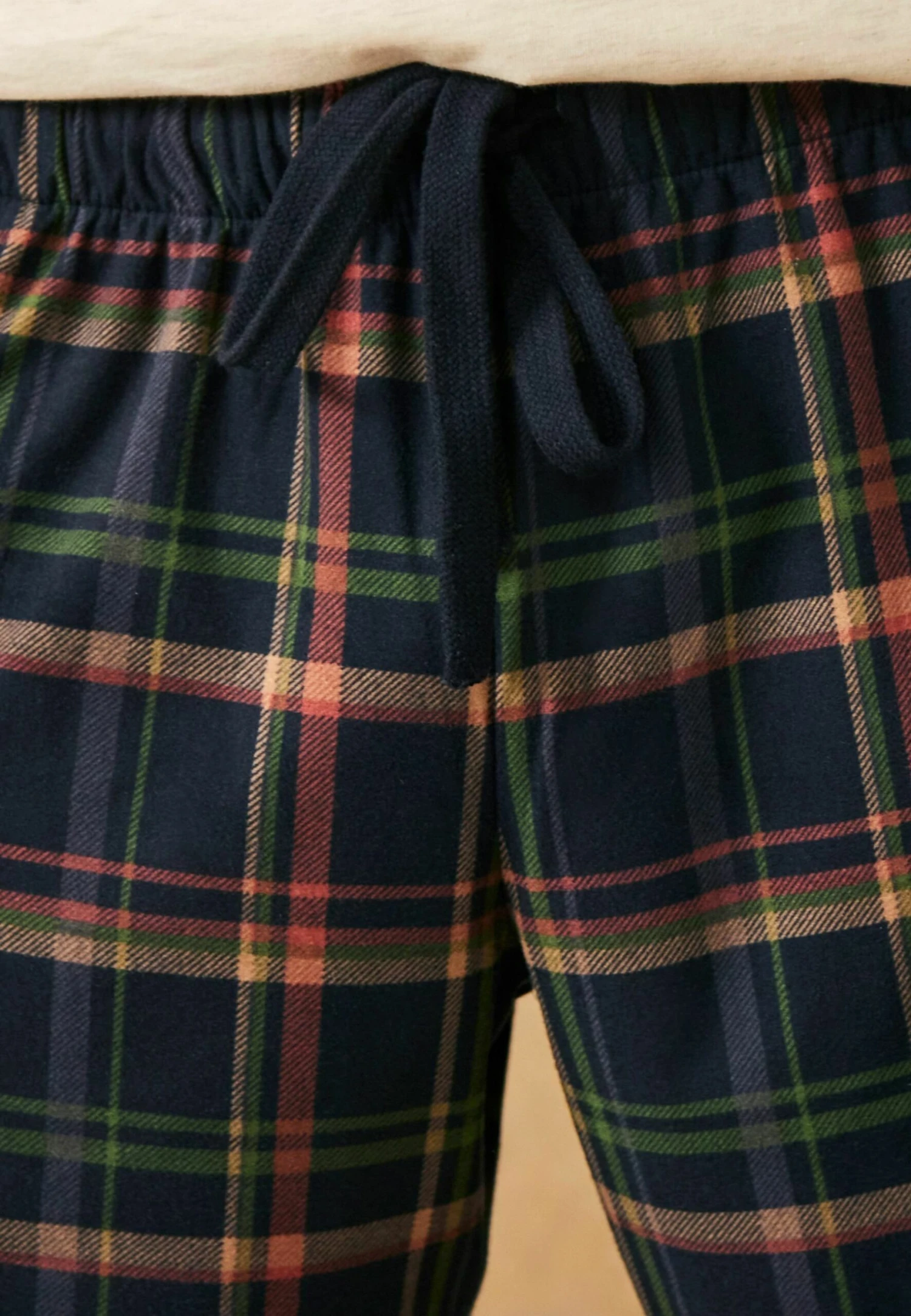 Next Motionflex Cosy SetPigiamaCream/Navy Blue Check Uomo Per La Notte NX382M03Y-K12 9 Next Motionflex Cosy SetPigiamaCream/Navy Blue Check Uomo Per La Notte NX382M03Y-K12 - immagine 7