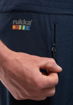 RUKKA MentulaPantaloncini SportiviDunkel Blau Uomo Bermuda RUA42E011-K11 11 RUKKA MentulaPantaloncini SportiviDunkel Blau Uomo Bermuda RUA42E011-K11 -Negozio Di Abbigliamento Zalando 1d02b8214cb64500afe7d432d4529d4b