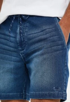 Threadbare ThbplazaShorts Di JeansLight Wash Uomo Bermuda THC22F01P-K12 10 Threadbare ThbplazaShorts Di JeansLight Wash Uomo Bermuda THC22F01P-K12 -Negozio Di Abbigliamento Zalando 1e939813193f48918b83d98ea955c770