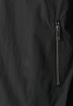 Han Kjøbenhavn Nylon Oversized Track TopGiacca SportivaBlack Uomo Pantaloni Sportivi E Joggers HK022T02F-Q11 13 Han Kjøbenhavn Nylon Oversized Track TopGiacca SportivaBlack Uomo Pantaloni Sportivi E Joggers HK022T02F-Q11 -Negozio Di Abbigliamento Zalando 1f6c46723d3c4644be53b57c12f2fa04