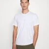 Structure S/S Crew NeckMaglia Del PigiamaWhite Uomo Per La Notte C1182N01Q-A11 -Negozio Di Abbigliamento Zalando 20ae51ca1e0e48f798fcc9bc26ed05f9