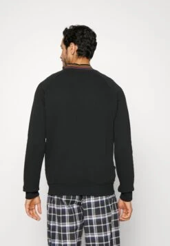 PAUL SMITH ArtistMaglia Del PigiamaBlack Uomo Per La Notte PS982N00B-Q11 10 PAUL SMITH ArtistMaglia Del PigiamaBlack Uomo Per La Notte PS982N00B-Q11 -Negozio Di Abbigliamento Zalando 2511883bbe2c4c0da0c8ed8a02ce3987
