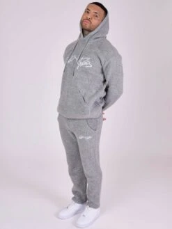 SignaturePantaloni SportiviGris Clair Uomo Pantaloni Sportivi E Joggers PRK22E02L-C11 9 SignaturePantaloni SportiviGris Clair Uomo Pantaloni Sportivi E Joggers PRK22E02L-C11 -Negozio Di Abbigliamento Zalando 334f216d902a41ec8d78a82fcb20ba25