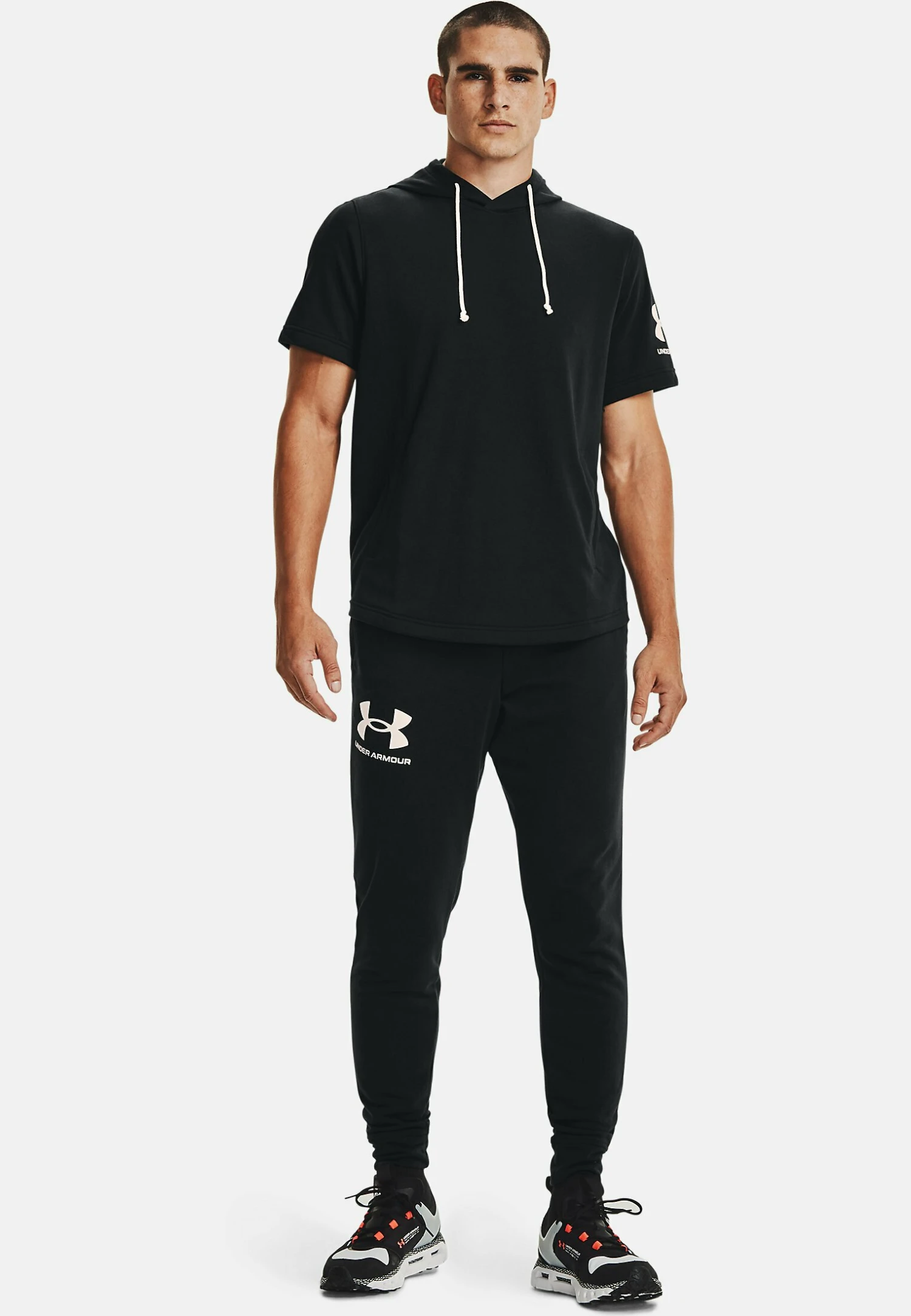 Under Armour Rival TerryPantaloni SportiviBlack Uomo Pantaloni Sportivi E Joggers UN242E0L7-Q11 4 Under Armour Rival TerryPantaloni SportiviBlack Uomo Pantaloni Sportivi E Joggers UN242E0L7-Q11 - immagine 2