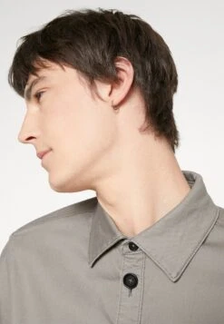 DRYKORN Stoge - Camicia - Grey 12 DRYKORN Stoge - Camicia - Grey -Negozio Di Abbigliamento Zalando 35bd97e2131241529751d7b85584eb02