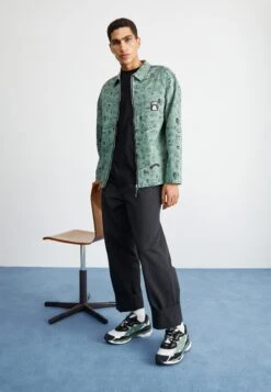 Puma X Ripndip Shirt - Camicia - Eucalyptus -Negozio Di Abbigliamento Zalando 35d80ab9d3dc48cf95fdab649143d269