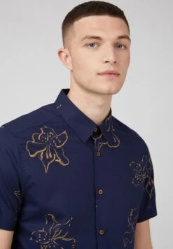 Ben Sherman Linear Floral Print- Camicia - Marine 10 Ben Sherman Linear Floral Print- Camicia - Marine -Negozio Di Abbigliamento Zalando 3becca0779f34daaa09b6d231fa97791