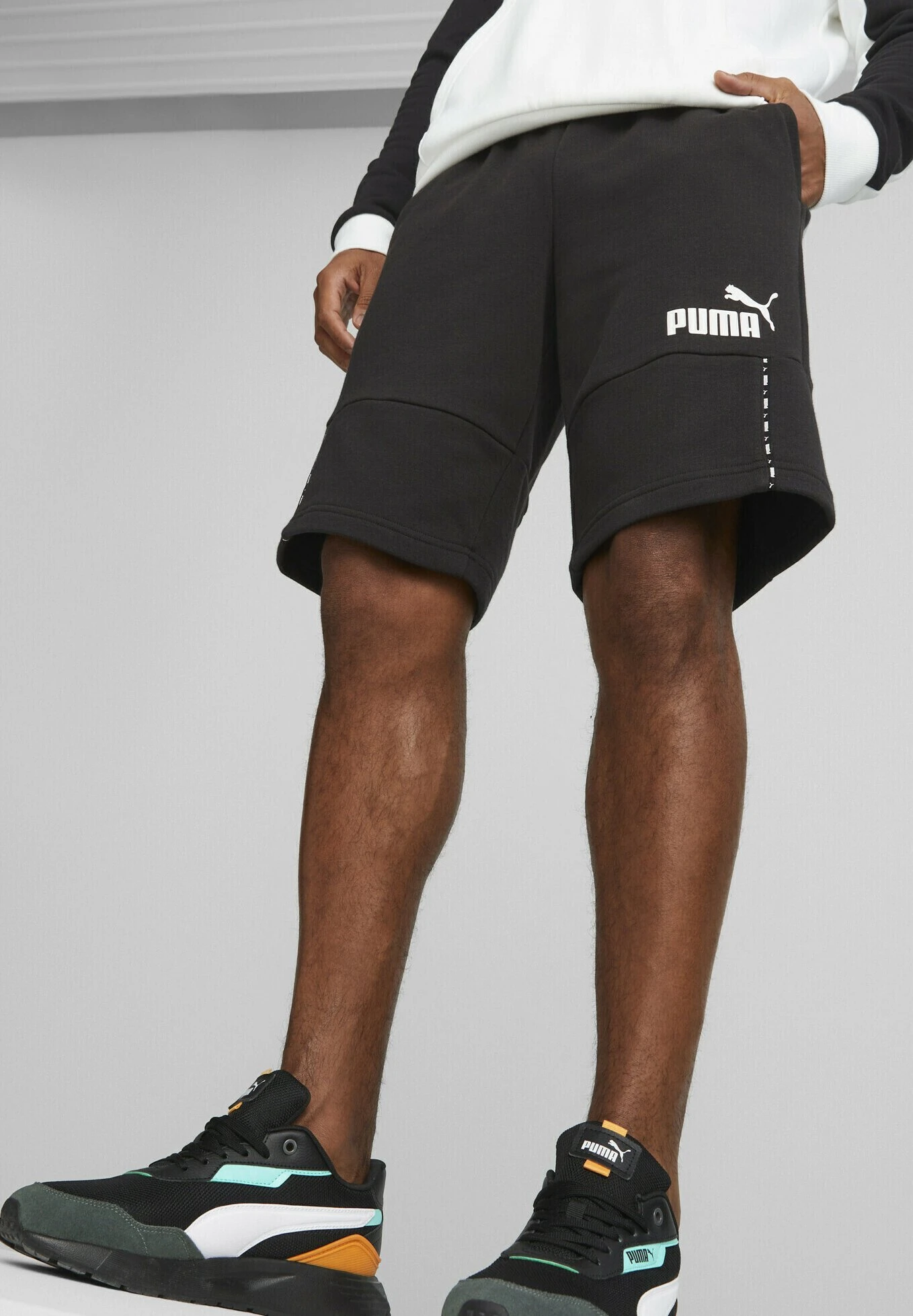 Puma Essentials Block Tape - Shorts - Black 6 Puma Essentials Block Tape - Shorts - Black - immagine 4