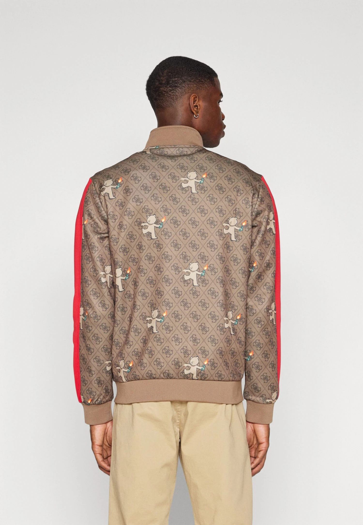 Guess Banksy Full Zip TracksuitGiacca SportivaBrown Uomo Pantaloni Sportivi E Joggers GU122T0GI-B11 5 Guess Banksy Full Zip TracksuitGiacca SportivaBrown Uomo Pantaloni Sportivi E Joggers GU122T0GI-B11 - immagine 3