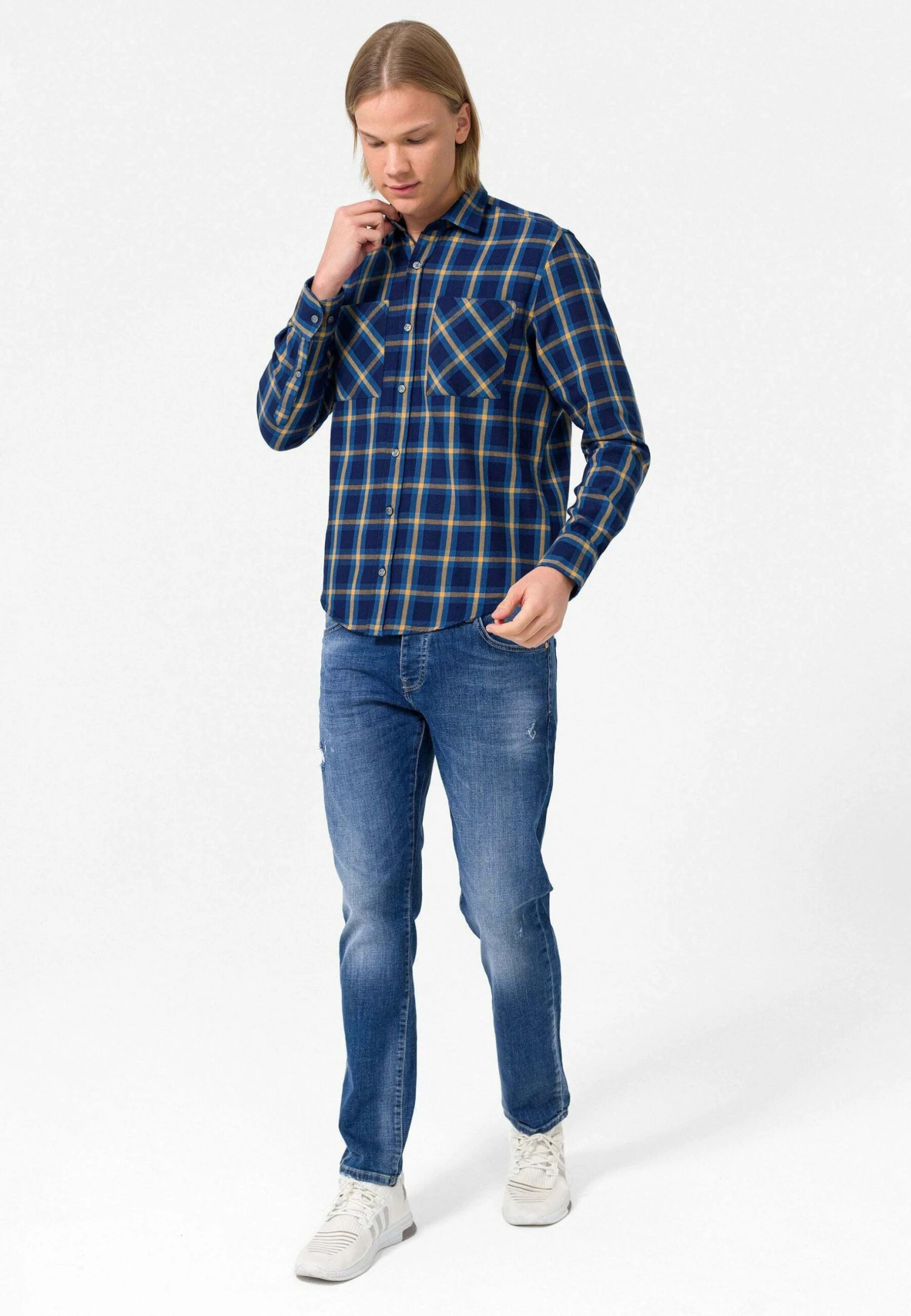 CasualCamiciaNavy Uomo Camicie BYY22D03W-K11 4 CasualCamiciaNavy Uomo Camicie BYY22D03W-K11 - immagine 2