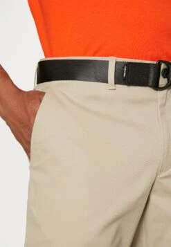 Calvin Klein Modern Slim BeltShortsFresh Clay Uomo Bermuda 6CA22F01X-B12 -Negozio Di Abbigliamento Zalando 48bf6caeb5284a669b869b1d365803c9