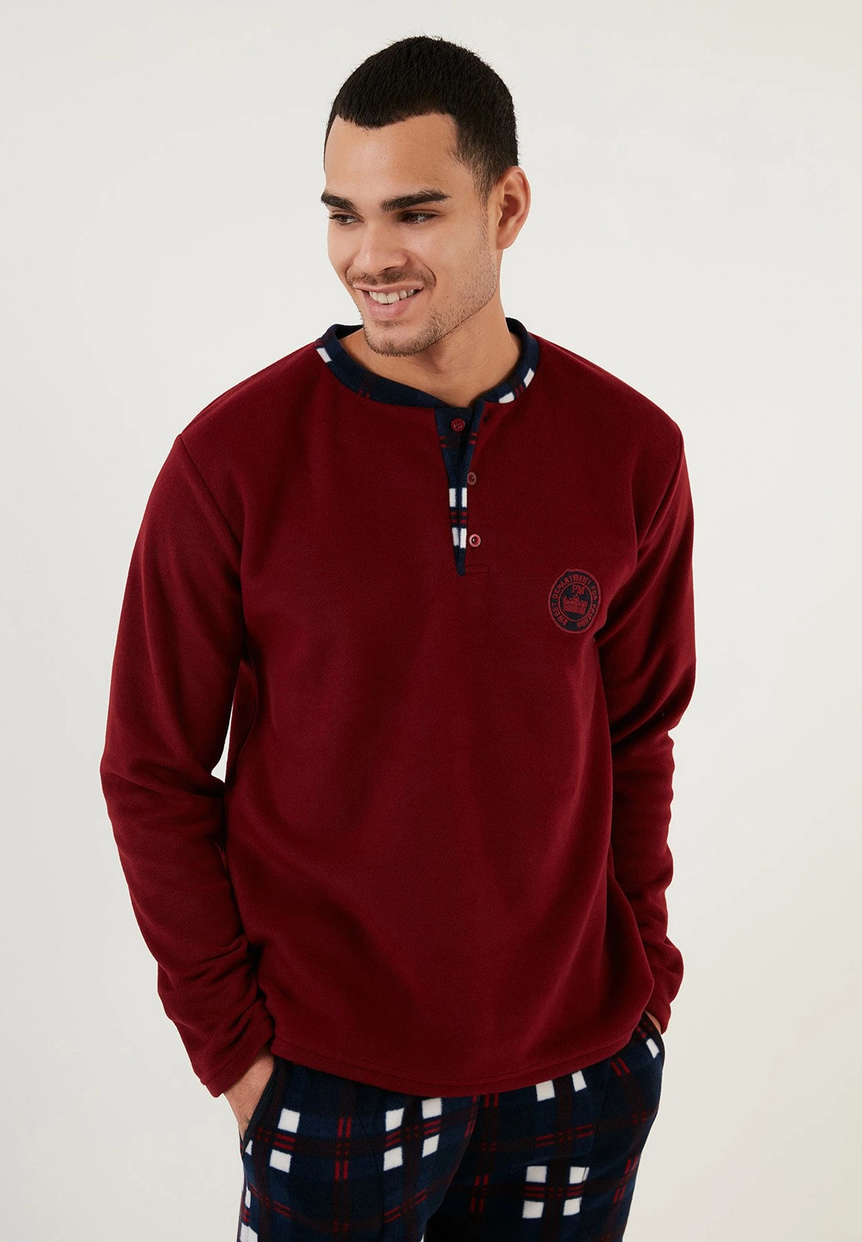 Set Regular FitPigiamaBordeaux Uomo Per La Notte BUS82M000-G11 8 Set Regular FitPigiamaBordeaux Uomo Per La Notte BUS82M000-G11 - immagine 6