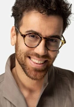 LangevinOcchiali Anti Luce BluLeopard Tortoise Uomo Occhiali Per Luce Blu TWK54K027-O14 9 LangevinOcchiali Anti Luce BluLeopard Tortoise Uomo Occhiali Per Luce Blu TWK54K027-O14 -Negozio Di Abbigliamento Zalando 503807f5627746a88081911a7de257d7