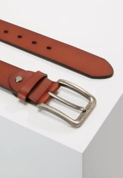 Only & Sons Onscharlton BeltCinturaCognac Uomo Cinture OS352D002-O12 9 Only & Sons Onscharlton BeltCinturaCognac Uomo Cinture OS352D002-O12 -Negozio Di Abbigliamento Zalando 544214142f674de19ffd8f37c0a3b6f2