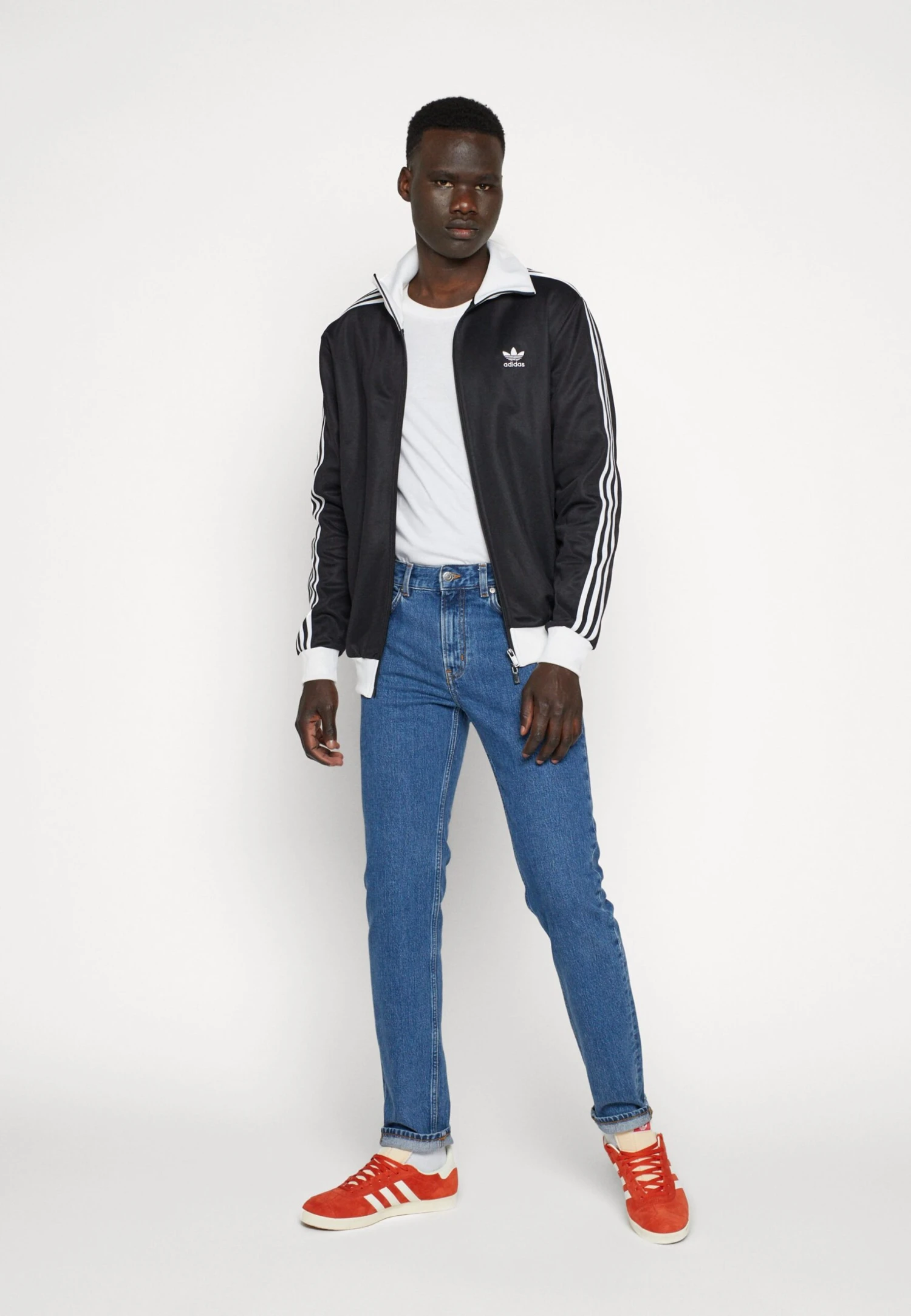 Adidas Originals Beckenbauer TtGiacca SportivaBlack/White Uomo Pantaloni Sportivi E Joggers AD122T0DC-Q11 4 Adidas Originals Beckenbauer TtGiacca SportivaBlack/White Uomo Pantaloni Sportivi E Joggers AD122T0DC-Q11 - immagine 2