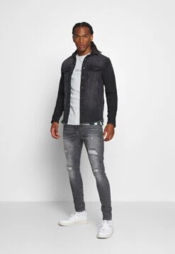 Redefined Rebel Jackson JacketCamiciaBlack/Grey Uomo Camicie R0622T00X-C11 -Negozio Di Abbigliamento Zalando 56ff05ff3bf144838bf7e3285b7c2814