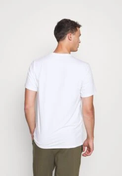 Structure S/S Crew NeckMaglia Del PigiamaWhite Uomo Per La Notte C1182N01Q-A11 9 Structure S/S Crew NeckMaglia Del PigiamaWhite Uomo Per La Notte C1182N01Q-A11 -Negozio Di Abbigliamento Zalando 59233d1fdca54af7b89b3f44a1ffc461