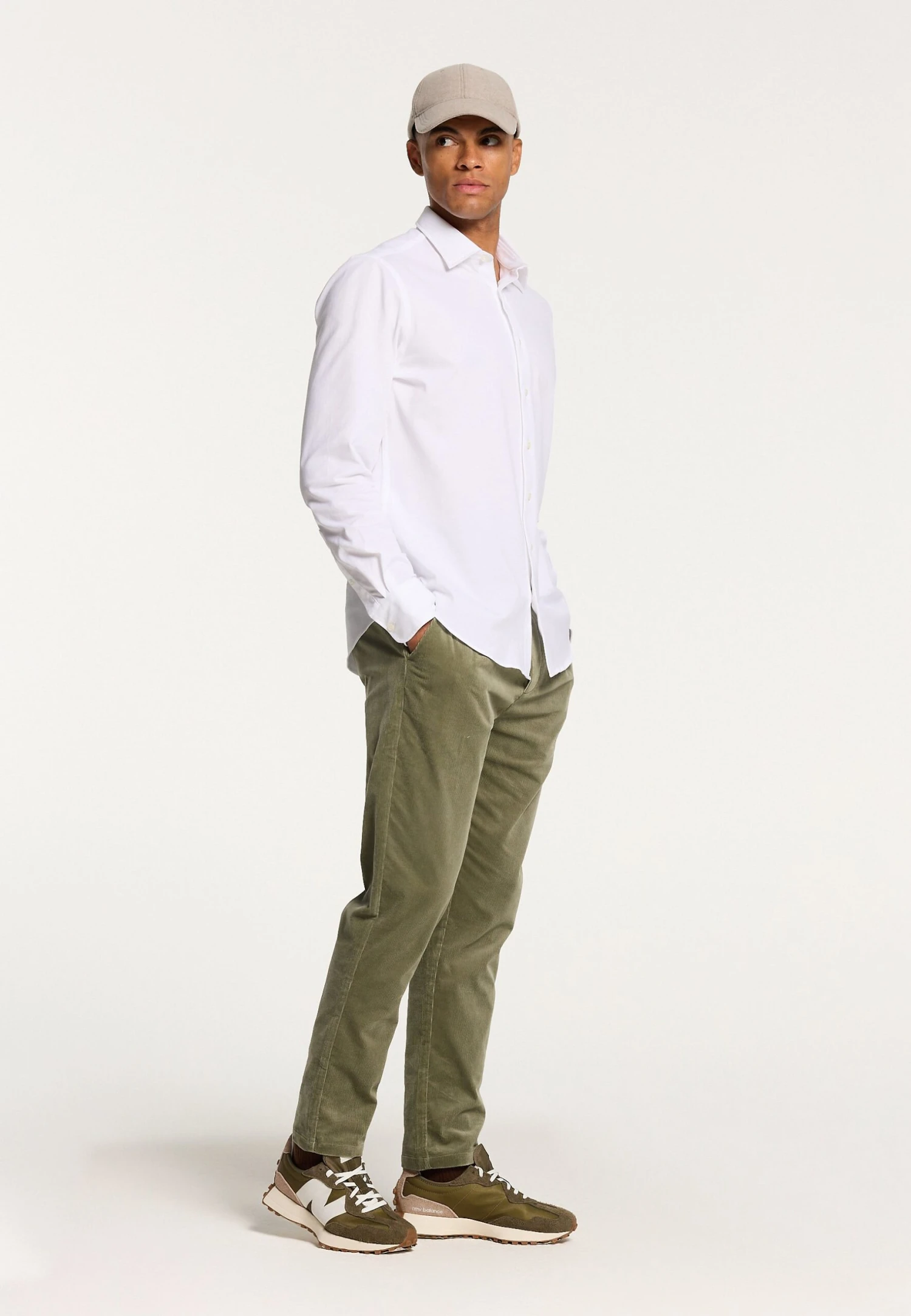 Shiwi JoggersPantaloni SportiviUniform Green Uomo Pantaloni Sportivi E Joggers S6622E001-M11 4 Shiwi JoggersPantaloni SportiviUniform Green Uomo Pantaloni Sportivi E Joggers S6622E001-M11 - immagine 2