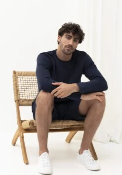 MEY LongsleeveMaglia Del PigiamaYacht Blue Uomo Per La Notte M9382N01Y-K11 12 MEY LongsleeveMaglia Del PigiamaYacht Blue Uomo Per La Notte M9382N01Y-K11 -Negozio Di Abbigliamento Zalando 5b09ae13e0d24292bce642d532b50245