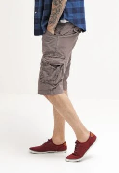 Schott Battle - Shorts - Khaki 11 Schott Battle - Shorts - Khaki -Negozio Di Abbigliamento Zalando 5d74582138794fc28e95cbd807433d63