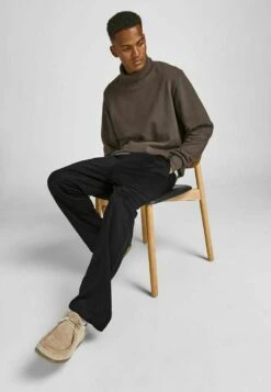 Jack & Jones Jjibill JjpetePantaloni SportiviBlack Uomo Pantaloni Sportivi E Joggers JA222E0VG-Q11 9 Jack & Jones Jjibill JjpetePantaloni SportiviBlack Uomo Pantaloni Sportivi E Joggers JA222E0VG-Q11 -Negozio Di Abbigliamento Zalando 61da5de71d47434dba4c85eaaeaee999