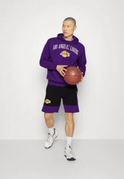 NEW ERA Nba Los Angeles LakersShortPantaloncini SportiviBlack/Purple Uomo Bermuda NE342E04S-Q11 -Negozio Di Abbigliamento Zalando 6287093b8ce54d299352d106444da860