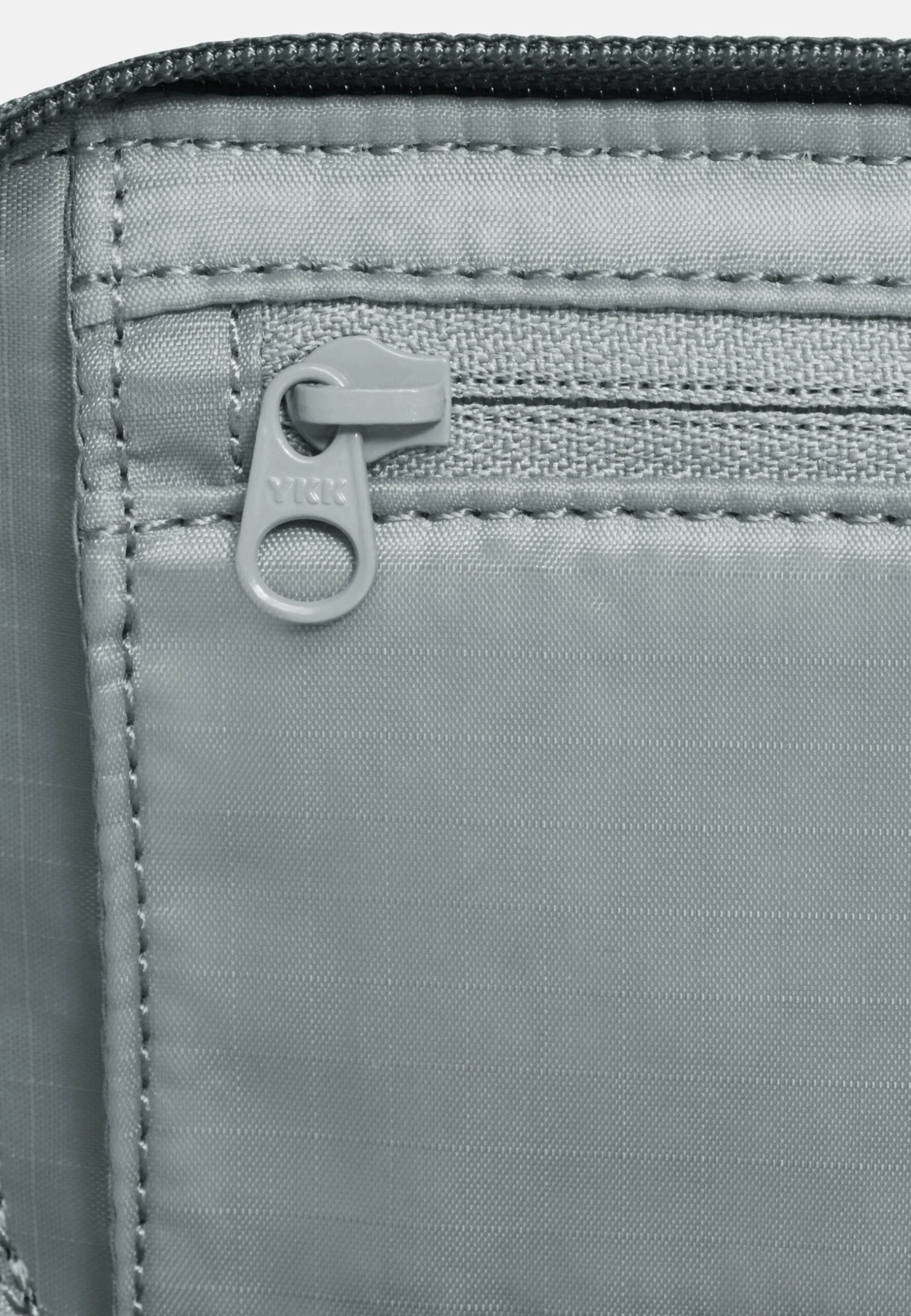 Mammut PortafoglioBlack Uomo Portafogli E Custodie M7354F006-Q11 5 Mammut PortafoglioBlack Uomo Portafogli E Custodie M7354F006-Q11 - immagine 3