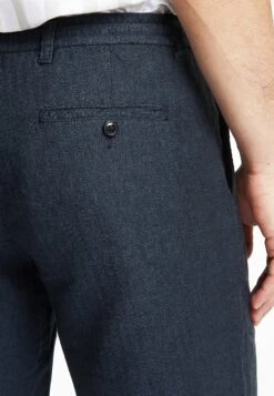 Lindbergh Blend Herringbone - Shorts - Navy 13 Lindbergh Blend Herringbone - Shorts - Navy -Negozio Di Abbigliamento Zalando 63b5cb5acbf541edb0dba51e813e1641