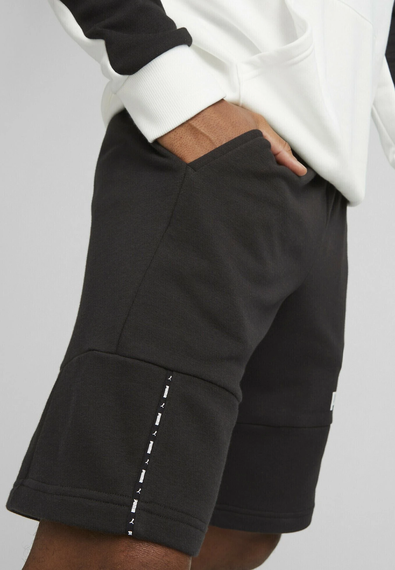 Puma Essentials Block Tape - Shorts - Black 4 Puma Essentials Block Tape - Shorts - Black - immagine 2
