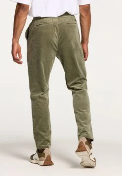 Shiwi JoggersPantaloni SportiviUniform Green Uomo Pantaloni Sportivi E Joggers S6622E001-M11 9 Shiwi JoggersPantaloni SportiviUniform Green Uomo Pantaloni Sportivi E Joggers S6622E001-M11 -Negozio Di Abbigliamento Zalando 667c4d9899ba446fa71d6f3a0bdd434b