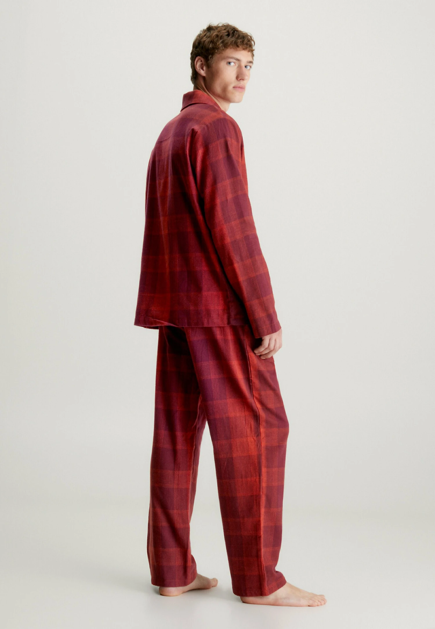 PigiamaGradient Check Red Clay Uomo Per La Notte C1182M01M-T11 4 PigiamaGradient Check Red Clay Uomo Per La Notte C1182M01M-T11 - immagine 2