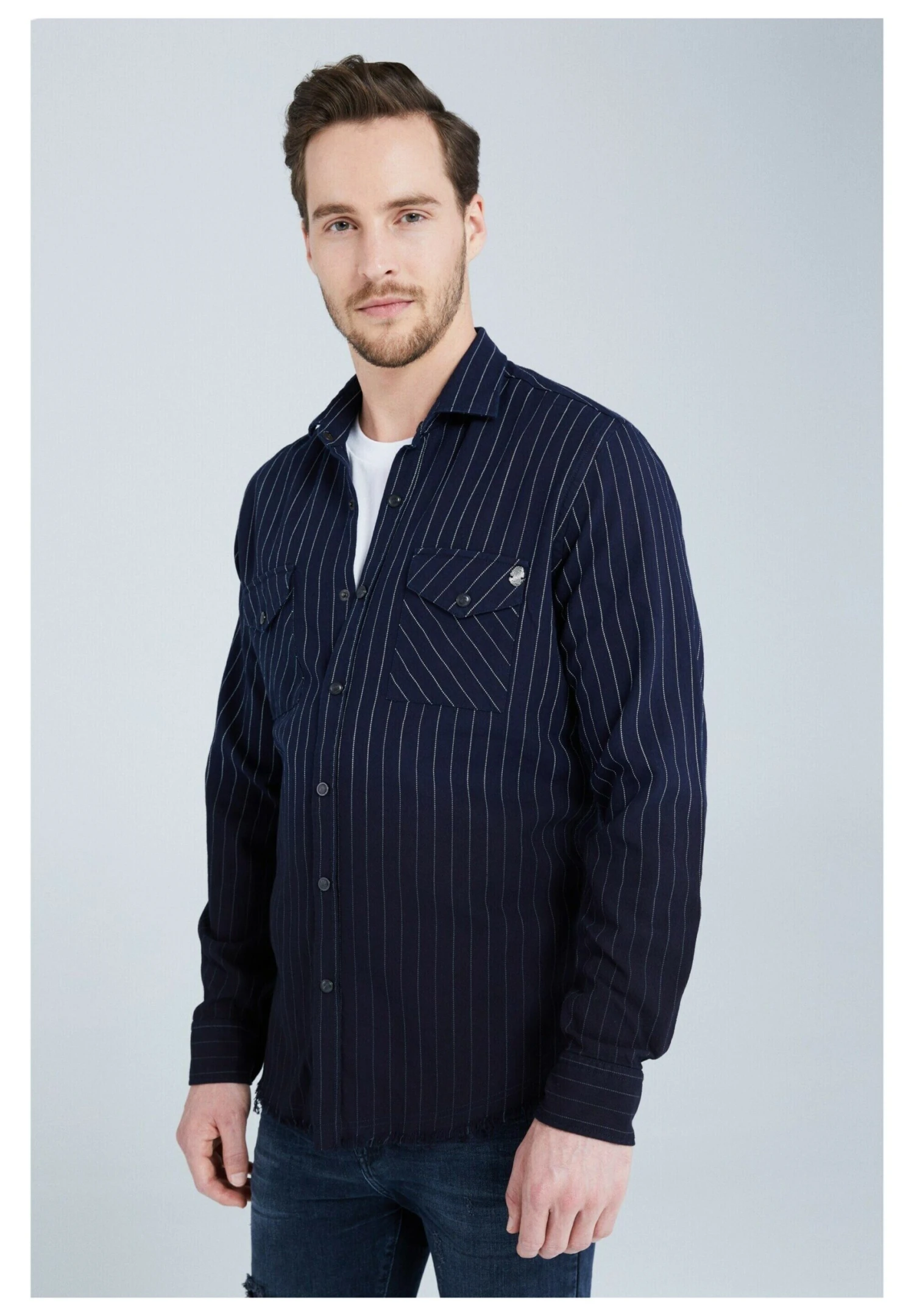 Mit StreifenmusterCamiciaDunkelblau Uomo Camicie JEI22D001-K11 3 Mit StreifenmusterCamiciaDunkelblau Uomo Camicie JEI22D001-K11