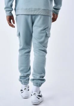 De Jogging Style Cargo SignaturePantaloni SportiviBleu Gris Uomo Pantaloni Sportivi E Joggers PRK22E040-K13 10 De Jogging Style Cargo SignaturePantaloni SportiviBleu Gris Uomo Pantaloni Sportivi E Joggers PRK22E040-K13 -Negozio Di Abbigliamento Zalando 69df128e9d614db68db68379901ec800