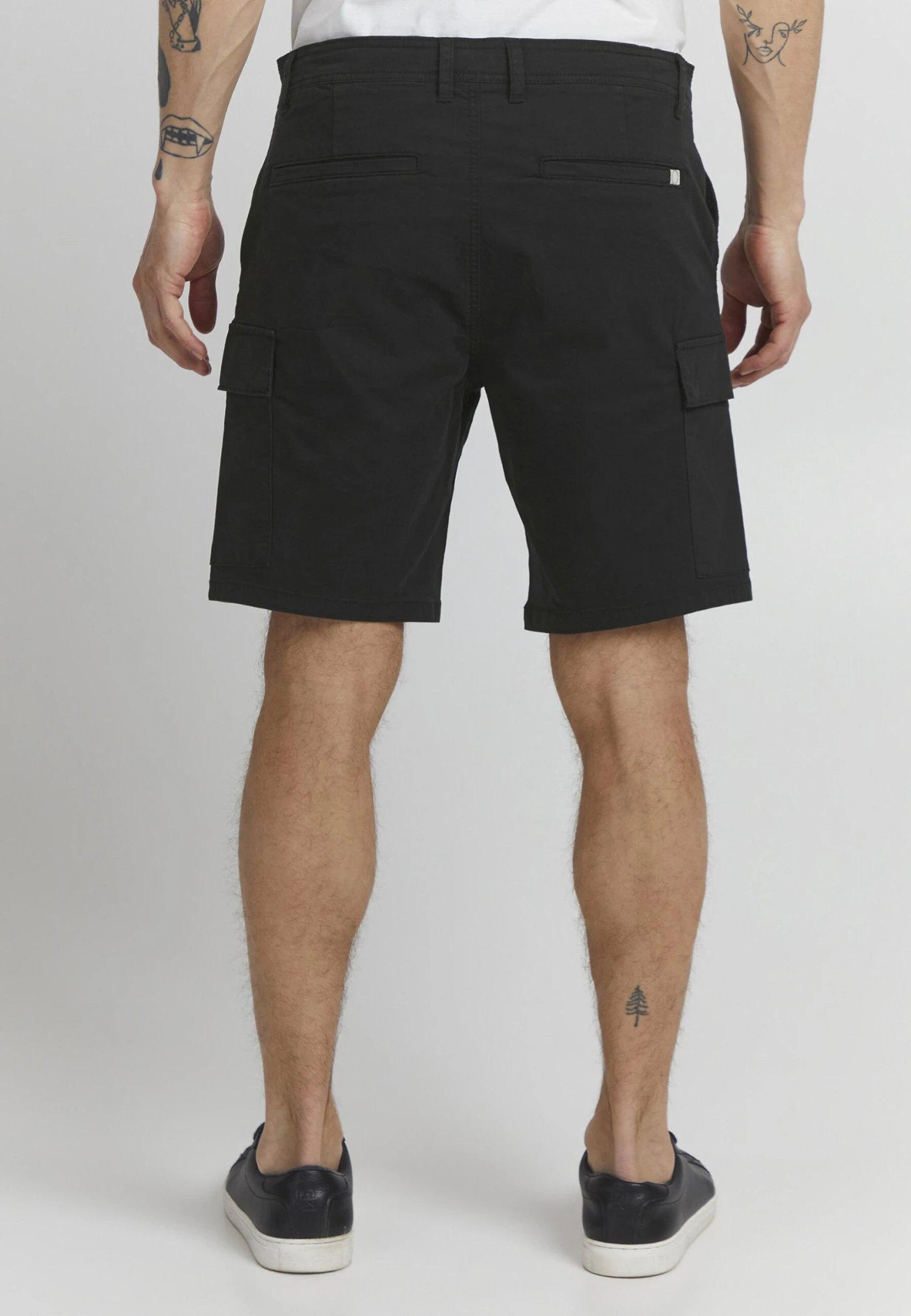 PrloukatoShortsBlack Uomo Bermuda 11322F00G-Q11 5 PrloukatoShortsBlack Uomo Bermuda 11322F00G-Q11 - immagine 3