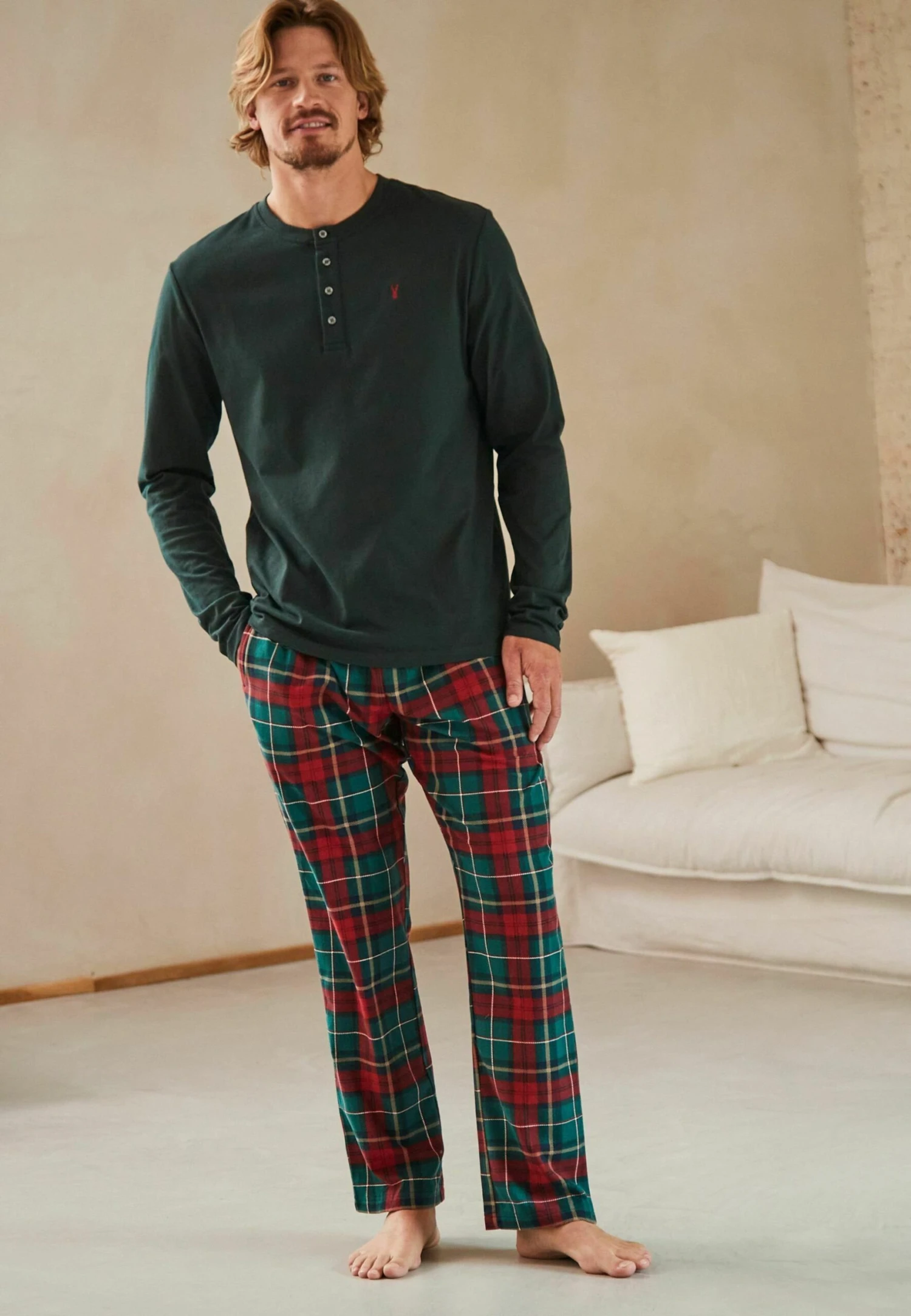 Next Motionflex Cosy Set StandardPigiamaGreen Red Check Uomo Per La Notte NX382M05M-M11 5 Next Motionflex Cosy Set StandardPigiamaGreen Red Check Uomo Per La Notte NX382M05M-M11 - immagine 3