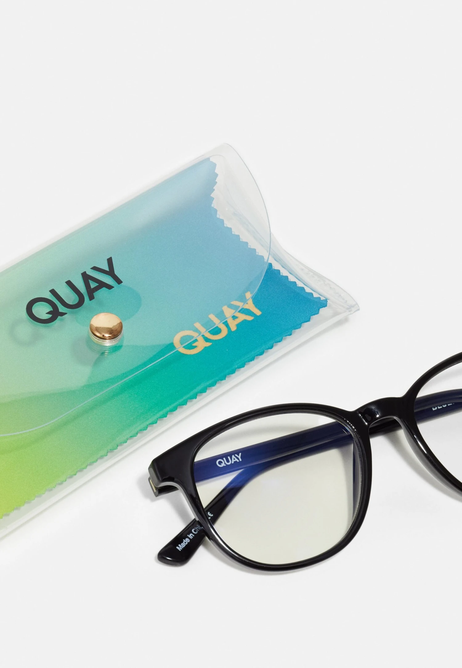 QUAY AUSTRALIA Blueprint Blue LightOcchiali Anti Luce BluBlack/Clear Blue Light Uomo Occhiali Per Luce Blu Q0154K010-Q11 5 QUAY AUSTRALIA Blueprint Blue LightOcchiali Anti Luce BluBlack/Clear Blue Light Uomo Occhiali Per Luce Blu Q0154K010-Q11 - immagine 3