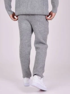 SignaturePantaloni SportiviGris Clair Uomo Pantaloni Sportivi E Joggers PRK22E02L-C11 10 SignaturePantaloni SportiviGris Clair Uomo Pantaloni Sportivi E Joggers PRK22E02L-C11 -Negozio Di Abbigliamento Zalando 76c18f88bae748c89febf90f33788493