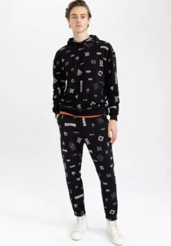 DeFacto Boxy FitTutaBlack Uomo Pantaloni Sportivi E Joggers DEZ22S0OC-Q11