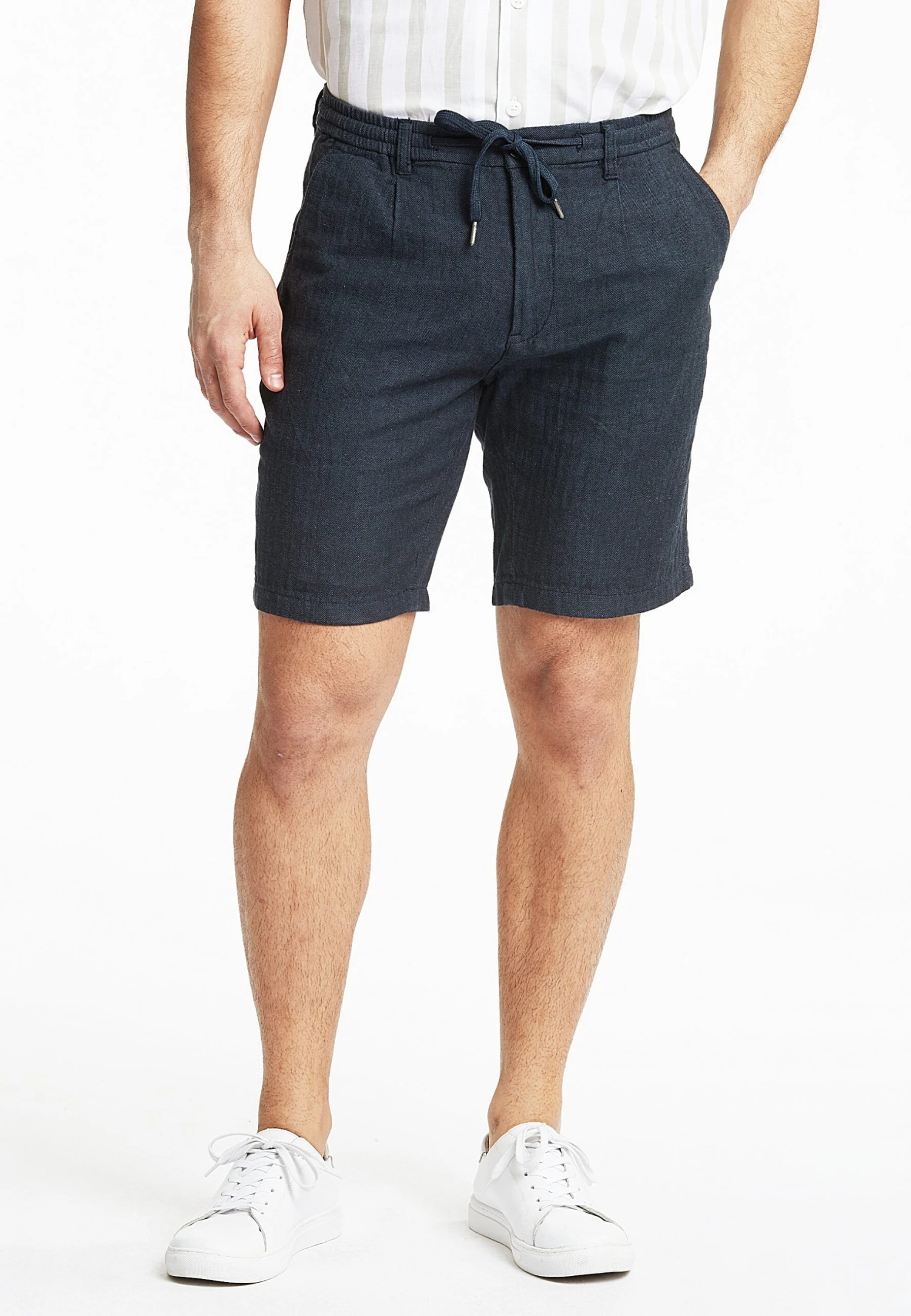 Lindbergh Blend Herringbone - Shorts - Navy 3 Lindbergh Blend Herringbone - Shorts - Navy