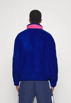 ADIDAS PERFORMANCE Juventus Turin JacketGiacca SportivaCollegiate Royal Uomo Pantaloni Sportivi E Joggers AD542F1AE-K11 -Negozio Di Abbigliamento Zalando 80abd7309e4f4756a143ecbbdd4b7f8f