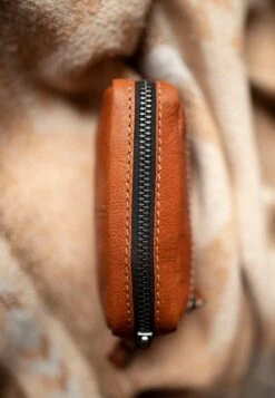 ButlerPortachiaviHazelnut Uomo Portafogli E Custodie GUG54F00M-O11 -Negozio Di Abbigliamento Zalando 8a2d35cd4fb94962ae9bb25f9d2c9fa0