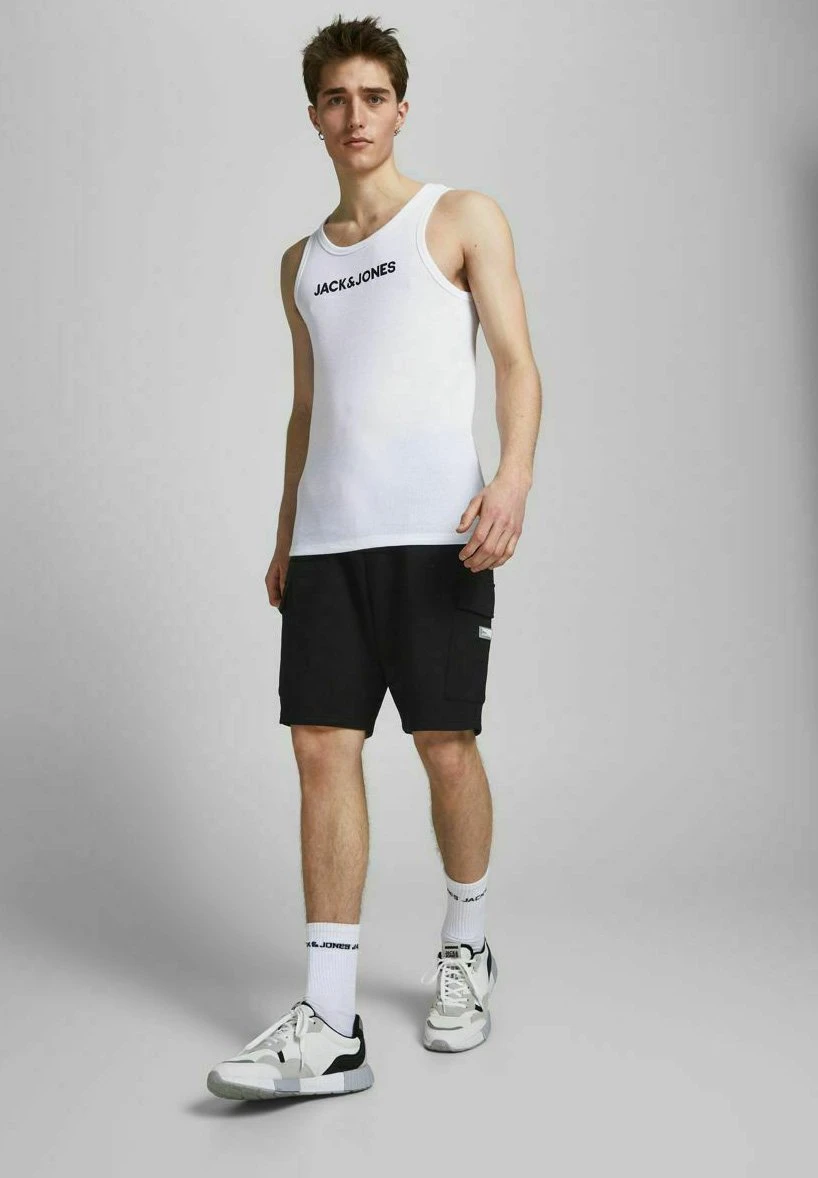 Jack & Jones Air CargoShortsBlack Uomo Bermuda JA222F0RT-Q11 6 Jack & Jones Air CargoShortsBlack Uomo Bermuda JA222F0RT-Q11 - immagine 4