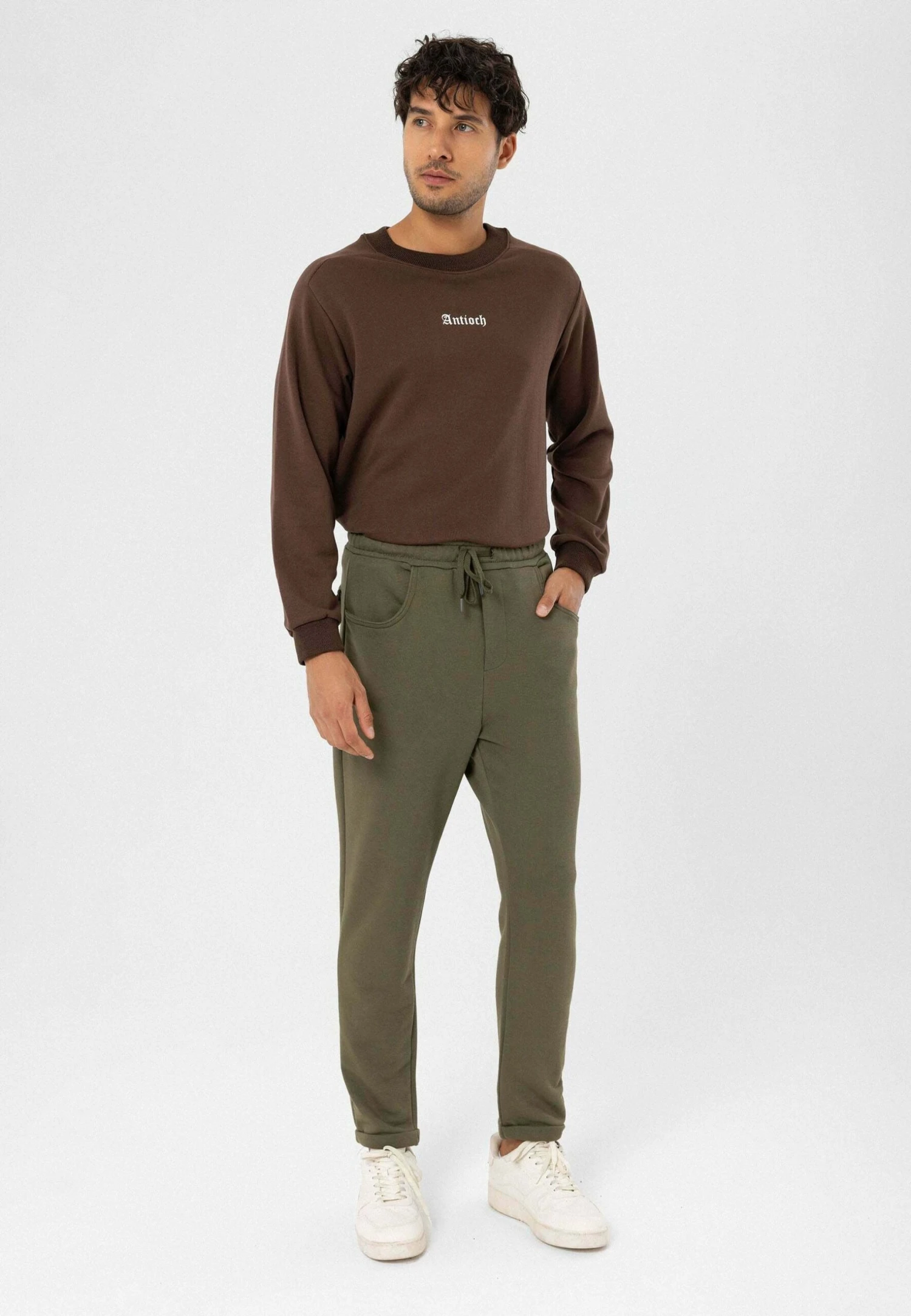 Elastic Waist Belt DetailedPantaloni SportiviKhaki Uomo Pantaloni Sportivi E Joggers AI722E01J-N11 4 Elastic Waist Belt DetailedPantaloni SportiviKhaki Uomo Pantaloni Sportivi E Joggers AI722E01J-N11 - immagine 2