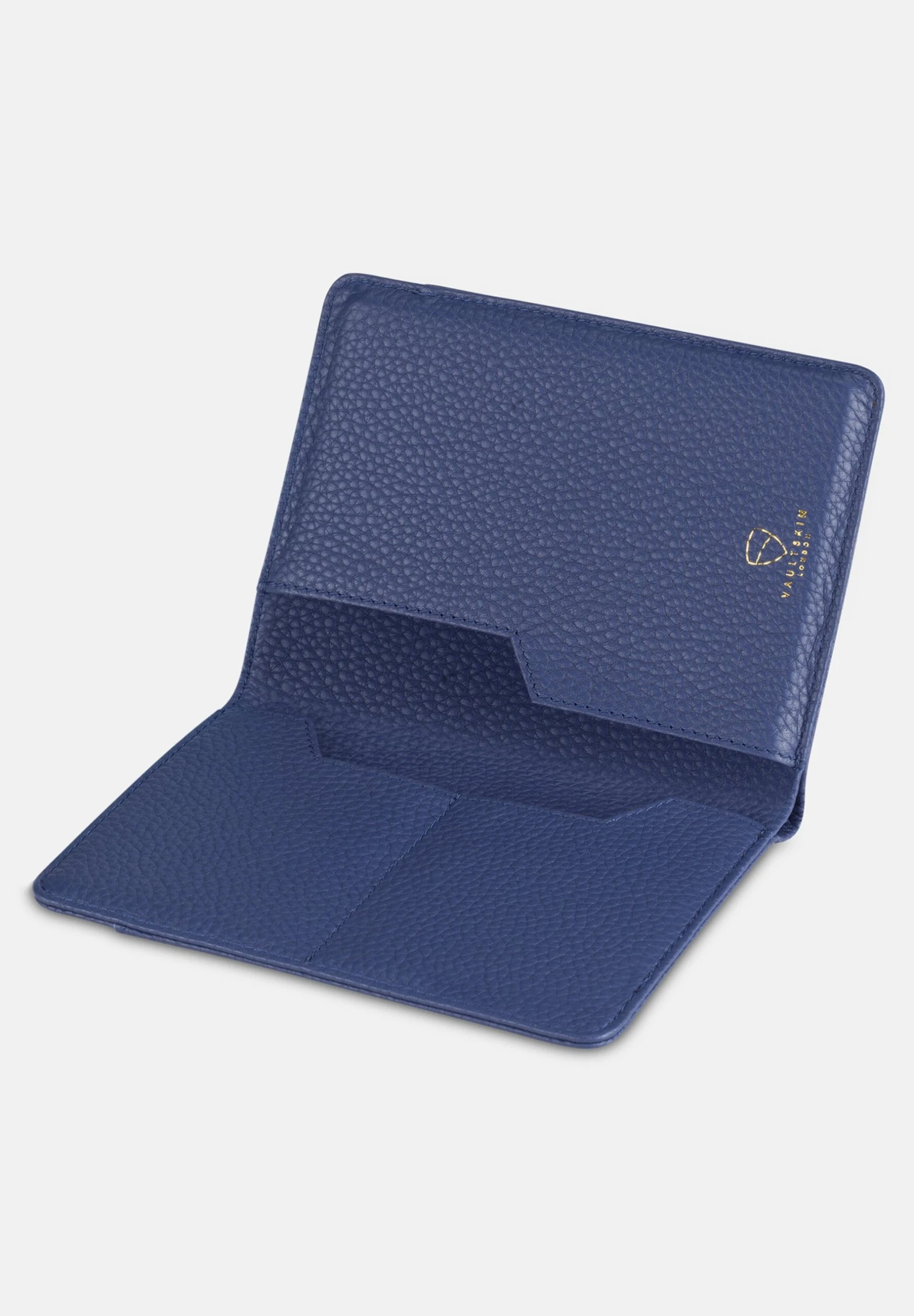 Kensington Passport With Rfid Protectio UnisexPortafoglioMatt Blue Uomo Portafogli E Custodie V3F54F000-K11 6 Kensington Passport With Rfid Protectio UnisexPortafoglioMatt Blue Uomo Portafogli E Custodie V3F54F000-K11 - immagine 4